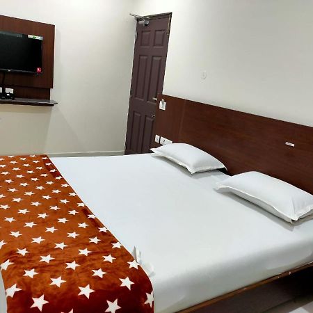 Sri Krishna Residency Hotel Eluru Eksteriør billede