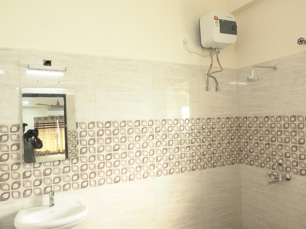 Sri Krishna Residency Hotel Eluru Eksteriør billede